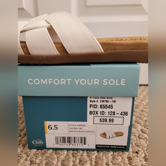 Cliffs Sandals - Picture 4 of 4